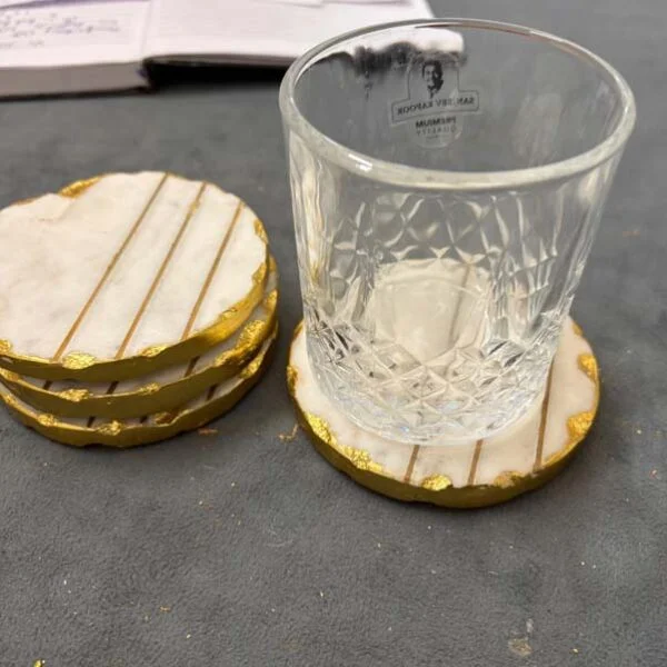 MARBLE COASTER ROUND WITH BRASS INLAY AND GOLD FOIL EDGES S4 MARBLE COASTER ROUND WITH BRASS INLAY AND GOLD FOIL EDGES S4
